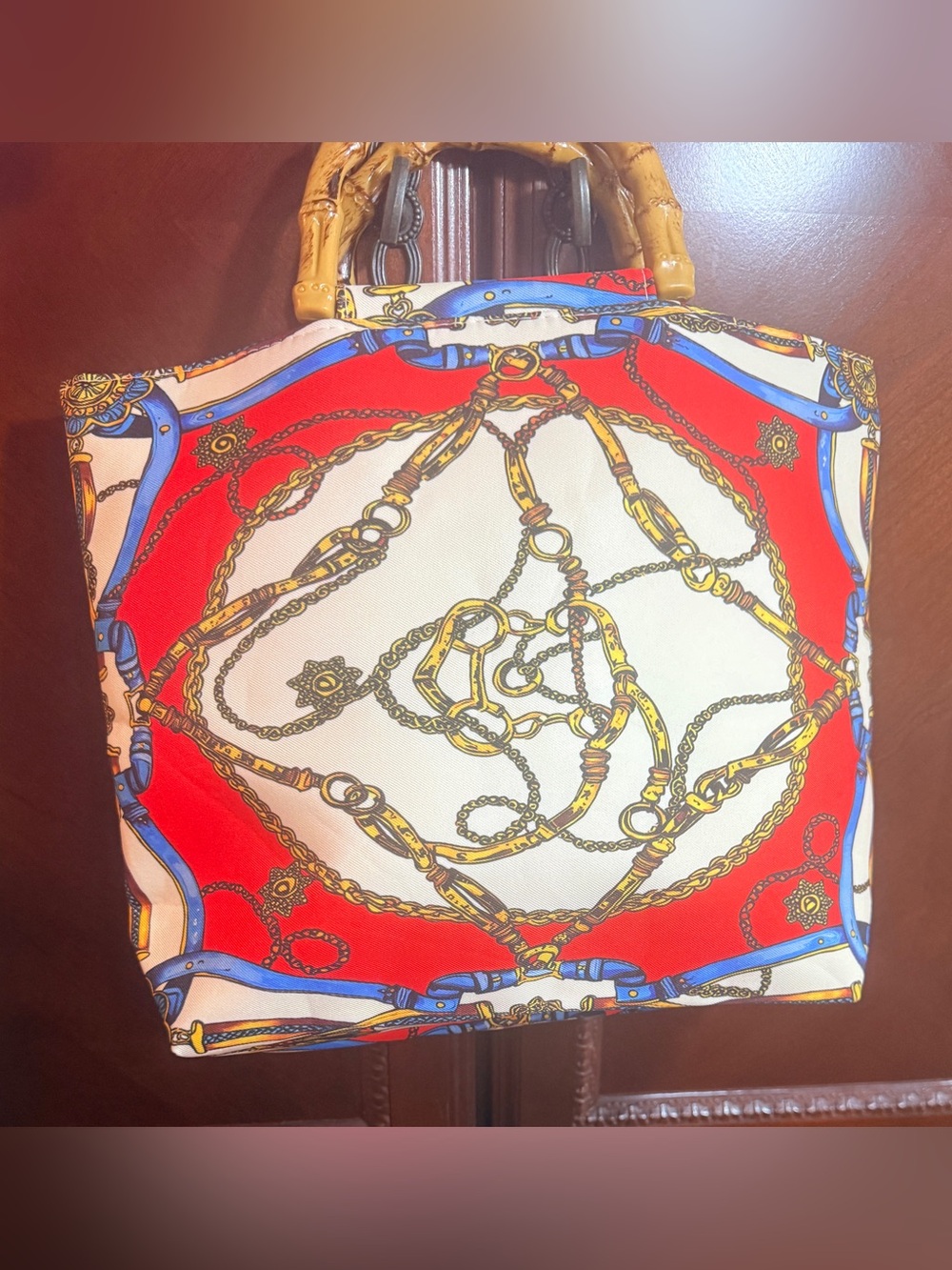 Designer Style Scarf Print 
Coated Canvas w/Bamboo
Style Handled Tote Bag NIP - Picture 2 of 10